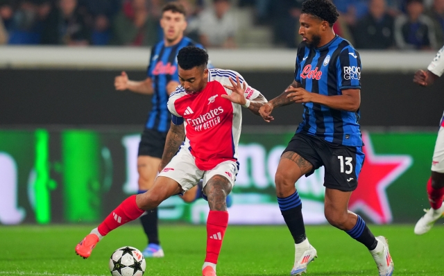 Atalanta's Ederson fight for the ball with Arsenal Gabriel Jesus during the Uefa Champions League soccer match between Atalanta and Arsenal at the Gewiss Stadium in Bergamo, north Italy -Thursday , September 19 2024. Sport - Soccer . (Photo by Spada/LaPresse)