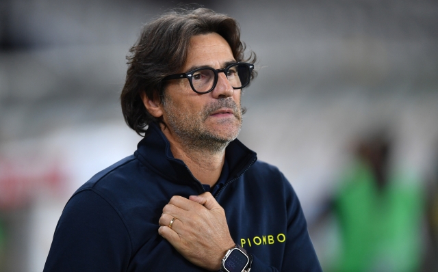 TURIN, ITALY - SEPTEMBER 24: Paolo Vanoli, Head Coach of Torino, looks on during the Coppa Italia match between Torino FC and Empoli FC at Olimpico Stadium on September 24, 2024 in Turin, Italy. (Photo by Valerio Pennicino/Getty Images)