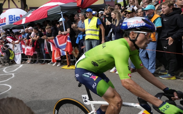 Slovenia's Primoz Roglic climbs Zurichbergstrasse during the Men Elite road race of the Cycling and Para-cycling Road World Championships in Zurich, Switzerland, Sunday, Sept. 29, 2024.(AP Photo/Peter Dejong)