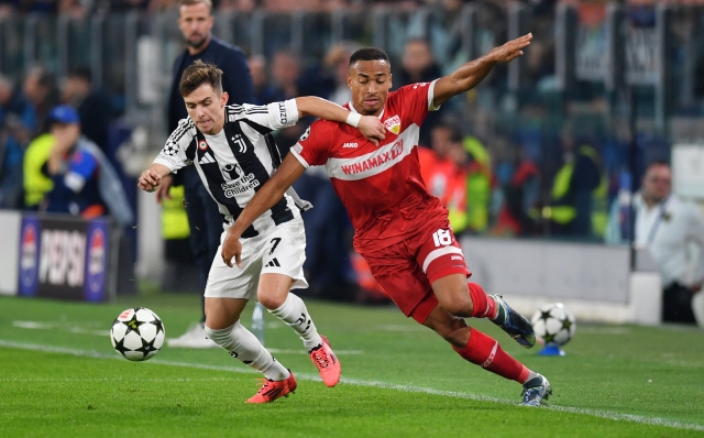 TURIN, ITALY - OCTOBER 22: Francisco Conceicao of Juventus and Jamie Leweling of VfB Stuttgart compete for the ball during the UEFA Champions League 2024/25 League Phase MD3 match between Juventus and VfB Stuttgart at Juventus Stadium on October 22, 2024 in Turin, Italy. (Photo by Valerio Pennicino/Getty Images)