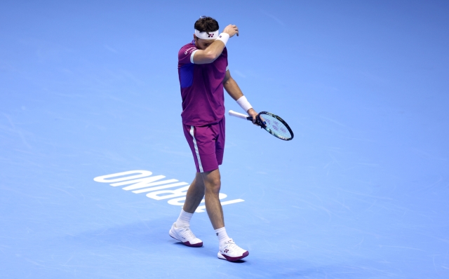 TURIN, ITALY - NOVEMBER 16: Casper Ruud of Norway reacts against Jannik Sinner of Italy during the Men's Semi Final match on Day Seven of the Nitto ATP finals 2024 at the Inalpi Arena on November 16, 2024 in Turin, Italy.  (Photo by Clive Brunskill/Getty Images)