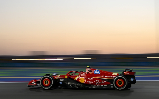 LUSAIL CITY, QATAR - NOVEMBER 29: Carlos Sainz of Spain driving (55) the Ferrari SF-24 on track during practice ahead of the F1 Grand Prix of Qatar at Lusail International Circuit on November 29, 2024 in Lusail City, Qatar. (Photo by Clive Mason/Getty Images)