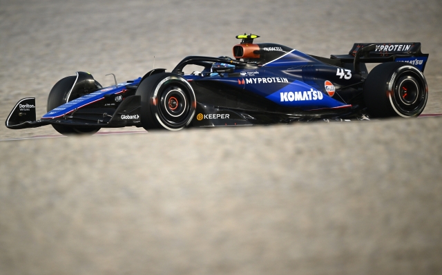 LUSAIL CITY, QATAR - NOVEMBER 29: Franco Colapinto of Argentina driving the (43) Williams FW46 Mercedes on track during practice ahead of the F1 Grand Prix of Qatar at Lusail International Circuit on November 29, 2024 in Lusail City, Qatar. (Photo by Clive Mason/Getty Images)