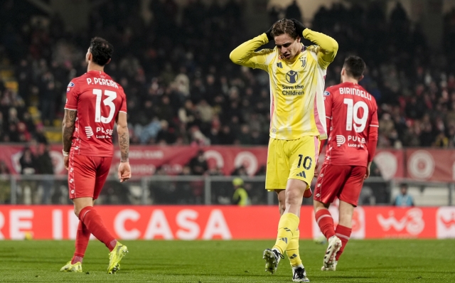 Juventus? Kenan Yildiz react during the Serie A soccer match between Ac Monza and Juventus at U-Power Stadium in Monza, North Italy - December 22 , 2024. Sport - Soccer . (Photo by Fabio Ferrari/LaPresse)