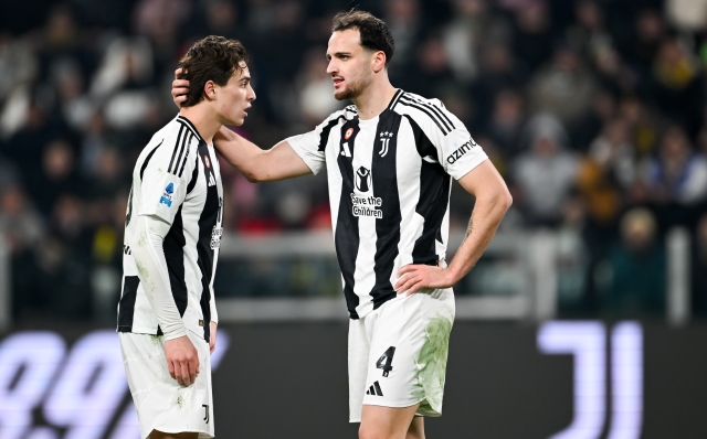 TURIN, ITALY - JANUARY 18: Kenan Yildiz and Federico Gatti of Juventus discussing during the Serie A match between Juventus and AC Milan at Allianz Stadium on January 18, 2025 in Turin, Italy. (Photo by Daniele Badolato - Juventus FC/Juventus FC via Getty Images)