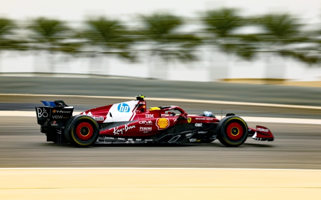 epa11927380 Scuderia Ferrari driver Lewis Hamilton of Britain in action during the Formula 1 pre-season testing at Bahrain International Circuit in Sakhir, Bahrain, 27 February 2025.  EPA/ALI HAIDER