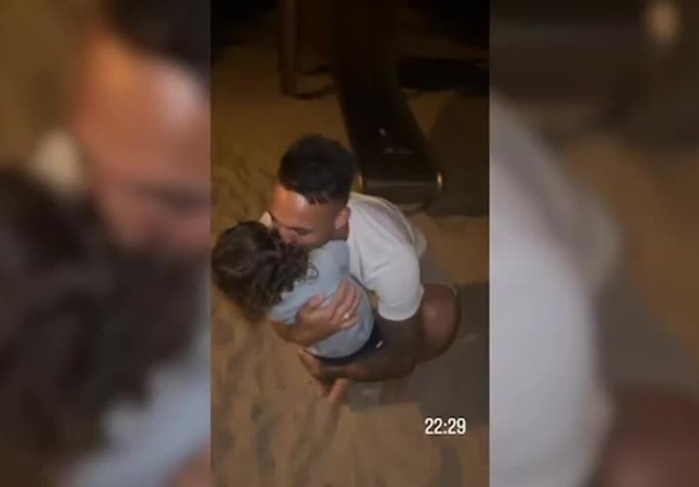 Lautaro Martinez inizia le vacanze dopo una stagione lunghissima giocando con la figlia Nina (Instagram @agus.gandolfo)