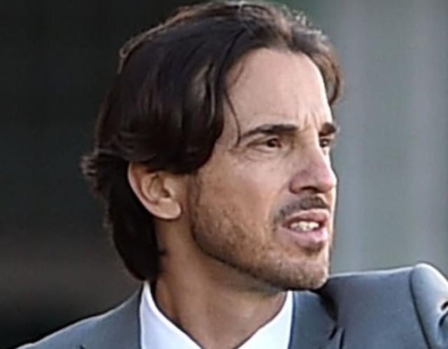 L'AQUILA, ITALY - SEPTEMBER 21: Daniele Franceschini head coach of Italy U18 gestures during the International Friendly Match between Italy U18 and Serbia U18 at Stadio Gran Sasso d'Italia on September 21, 2022 in L'Aquila, Italy. (Photo by Giuseppe Bellini/Getty Images) *** Local Caption *** Daniele Franceschini
