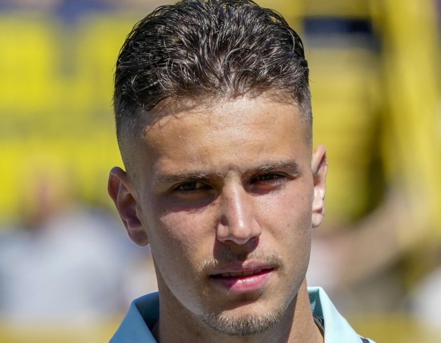 Antonio Raimondo of Frosinone Calcio during the Serie B match between SS Juve Stabia and Frosinone Calcio at Stadio Romeo Menti Castellammare Di Stabia Italy on 1 May 2026. (Photo by Franco Romano/NurPhoto via Getty Images)