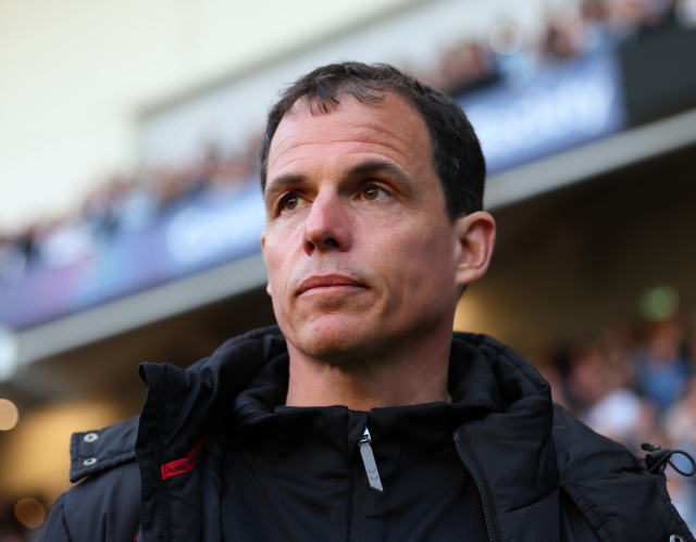  Sunderland Manager Regis Le Bris during the Sky Bet Championship Play-Off Semi Final First Leg match between Coventry City and AFC Sunderland at The Coventry Building Society Arena on May 09, 2025 in Coventry, England. (Photo by Marc Atkins/Getty Images)