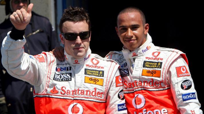 Alonso (a sin) e Hamilton nel 2007 in McLaren. ANSA