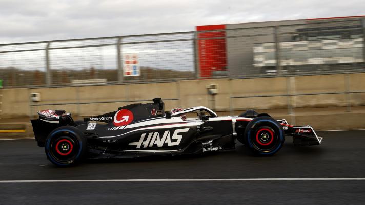 La Haas è scesa in pista a Silverstone