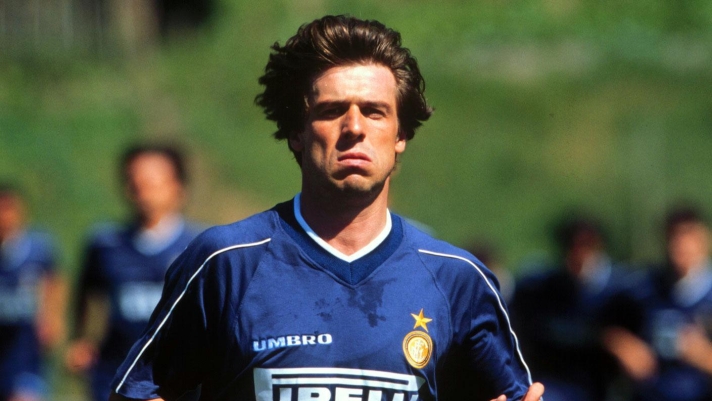 "Finalmente l'Inter ha un allenatore che non aspetta il 60' per fare i cambi..."
