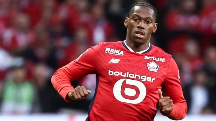 Lille's Canadian forward #09 Jonathan David runs for the ball during the French L1 football match between Lille (LOSC) and Olympique de Marseille (OM) at the Pierre-Mauroy stadium in Villeneuve-d'Ascq, northern France, on May 4, 2025. (Photo by Sameer Al-DOUMY / AFP)