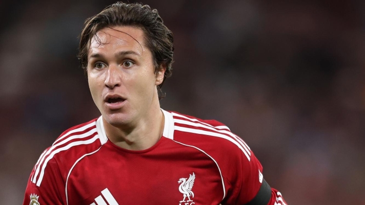 LIVERPOOL, ENGLAND - AUGUST 15: Federico Chiesa of Liverpool during the Premier League match between Liverpool and Bournemouth at Anfield on August 15, 2025 in Liverpool, England. (Photo by Michael Steele/Getty Images)
