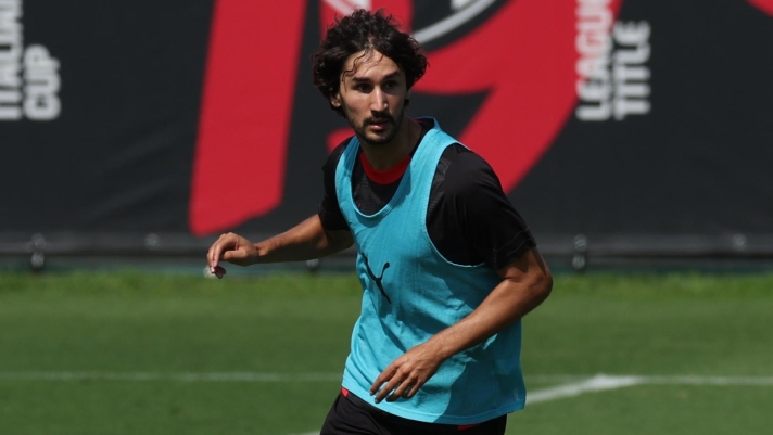CAIRATE, ITALY - JULY 16: Yacine Adli of AC Milan in action during Milan Futuro training session at Milanello sports center on July 16, 2025 in Cairate, Italy. (Photo by Claudio Villa/AC Milan via Getty Images)