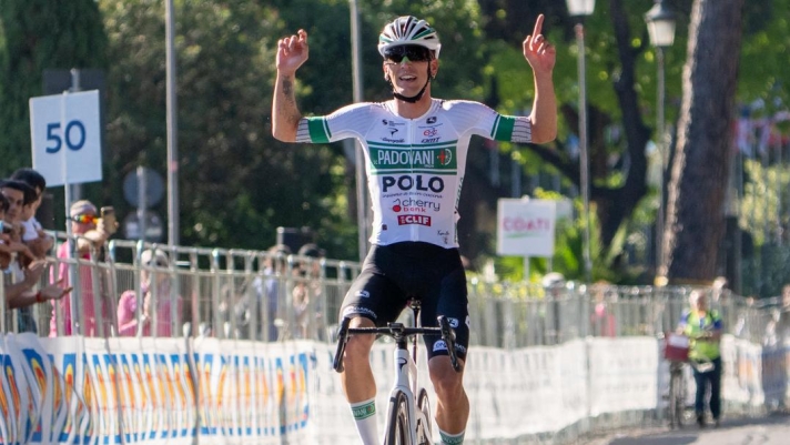  Bozzola fa felice il team manager Petacchi