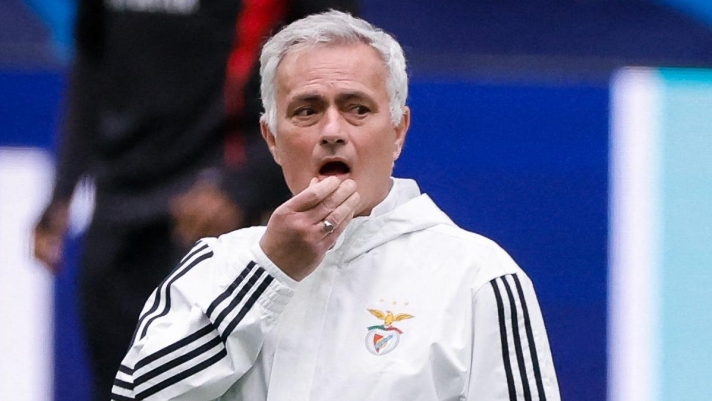 SL Benfica's Portuguese head coach Jose Mourinho gestures during a  training session on the eve of their UEFA Champions League knockout round play-off second leg football match against Real Madrid CF at Santiago Bernabeu Stadium in Madrid on February 24, 2026. (Photo by Oscar DEL POZO / AFP)