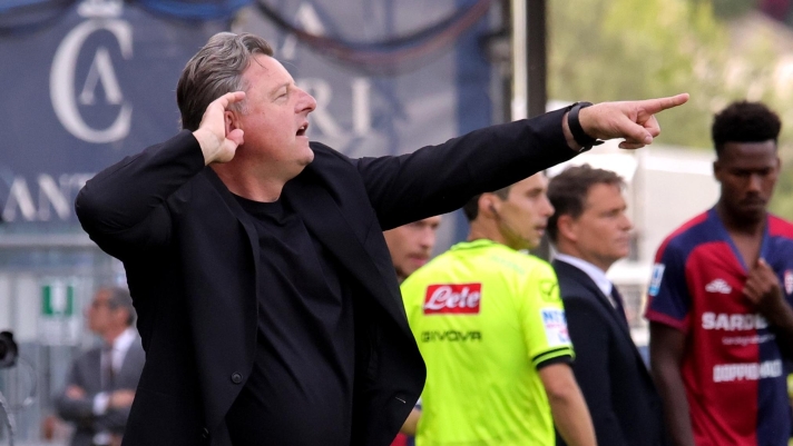  Kosta Runjaic coach of Udinese reacts  during the Serie A match between Cagliari Calcio and Udinese Calcio at Stadio Sant'Elia on May 09, 2026 in Cagliari, Italy. (Photo by Enrico Locci/Getty Images)