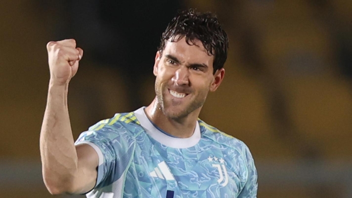 FC Juventus Dusan Vlahovic jubilates after scoring the goal during the Italian Serie A soccer match US Lecce - Juventus FC at the Via del Mare stadium in Lecce, Italy, 9 may 2026. ANSA/ABBONDANZA SCURO LEZZI