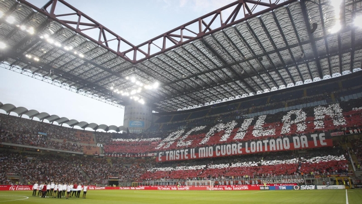 ESCLUSIVA MILAN 
Foto LaPresse - Spada
03 Agosto  2017 - Milano (Italia)  
A.C. Milan - Craiova - Preliminare Europa League
Sport Calcio
Nella foto:  tifosi del Milan , coreografia e striscioni 

EXCLUSIVE MILAN 
Photo LaPresse - Spada
August 03 , 2017 Milan (Italy )  
Sport Soccer
A.C. Milan - Craiova - preliminary Europa League 
In the pic:  Milan supporters, choreography and banners