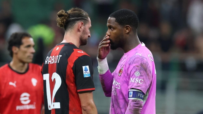    Mike Maignan and Adrien Rabiot of AC Milan reacts at the end of the Serie A match between AC Milan and Cagliari Calcio at Giuseppe Meazza Stadium on May 24, 2026 in Milan, Italy. (Photo by Claudio Villa/AC Milan via Getty Images)