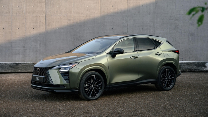Lexus NX, si evolve senza stravolgersi: più moderna, potente ed efficiente