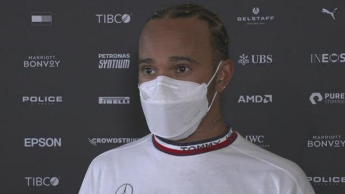 Il pilota della Mercedes, Campione del Mondo in carica di Formula 1, Lewis Hamilton, commenta a Sky l'esito delle prime due sessioni di prove libere al Gp del Bahrain