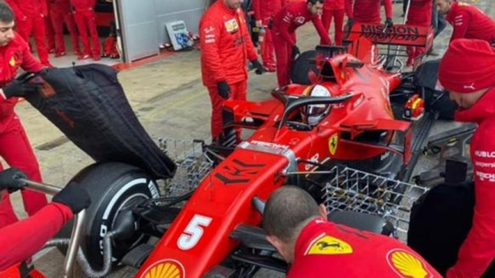 A Montmelo la Ferrari ha iniziato i test correlazione aerodinamica montando i “rastrelli” coi sensori sulla vettura di Vettel