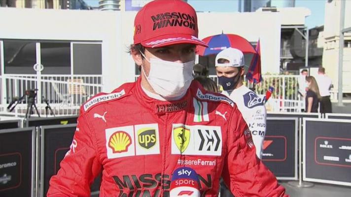 Deluso Carlos Sainz che scatterà quinto: "Seconda gara con incidente prima del mio giro veloce, peccato”