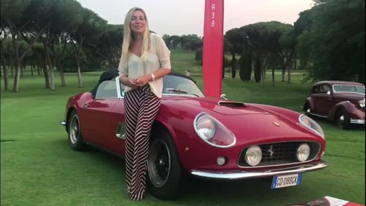 La Ferrari 250 GT California è la più bella di Roma. Ha vinto il Reb Concours-Roma Eternal Beauties al circolo del golf dell'Acquasanta nella capitale. Molte le auto d'epoca concorrenti interessanti