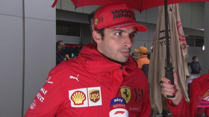 Dopo il terzo posto ottenuto a Sochi nel Gp di Russia, il pilota della Ferrari, Carlos Sainz, parla a Sky