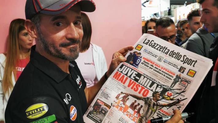 Max Biaggi in versione team manager nella prima parte dell’intervista allo stand Gazzetta di Eicma. Il prossimo anno nel Max Racing Team di Moto3 correrà il pilota di Ascoli. E su Rossi...