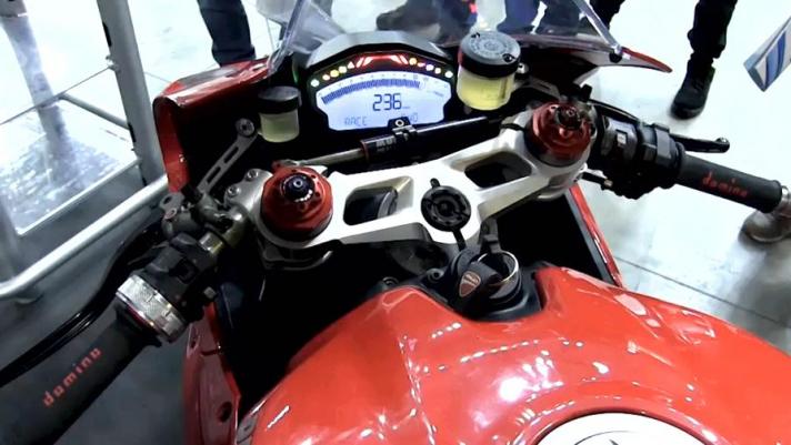 L’italiana Efesto ha messo a punto un kit per ibridizzare le Ducati Panigale bicilindriche che possono raggiungere i 300 Cv di potenza e i 300 Nm di coppia