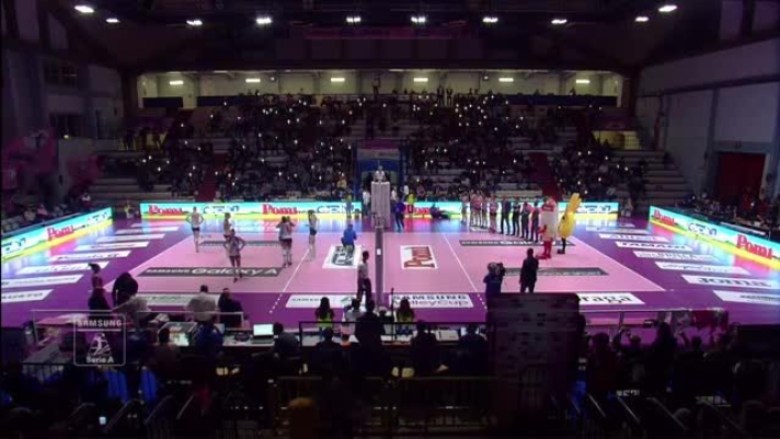 La squadra di Parisi parte a razzo e piega Casalmaggiore in quattro set ipotecando la semifinale