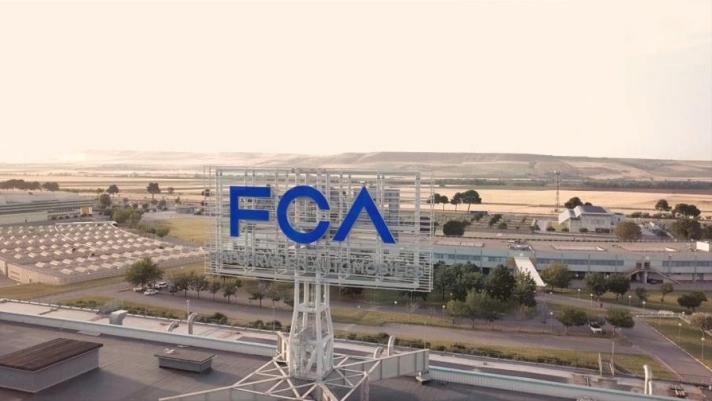 La grande fabbrica FCA, in occasione del compleanno, inaugura le linee destinate a Compass e Renegade PHEV. In arrivo anche la 500X
