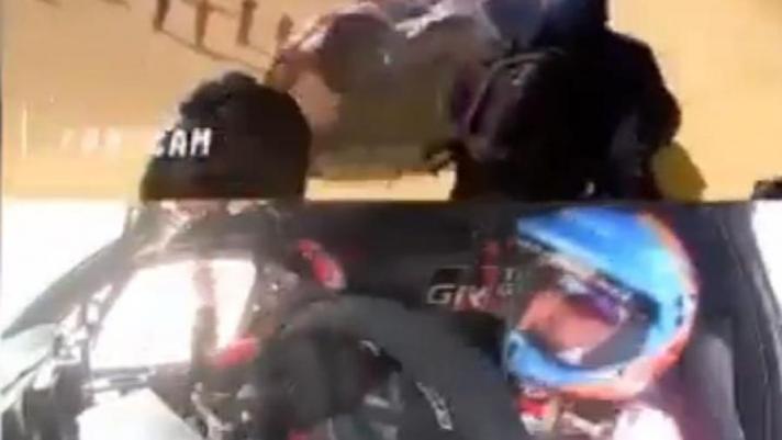 La Toyota ha messo in rete il video dell'incidente occorso al pilota spagnolo durante la 10ª tappa del rally
