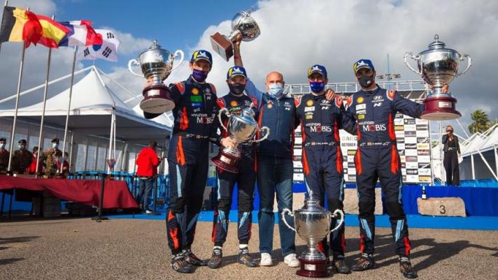Hyundai Motorsport ha conquistato la terza vittoria del Mondiale Rally 2020 grazie al terzo successo consecutivo al Rally Italia Sardegna. Alla seconda uscita stagionale nel WRC, Dani Sordo ha ottenuto un clamoroso trionfo bissando il successo del 2019.