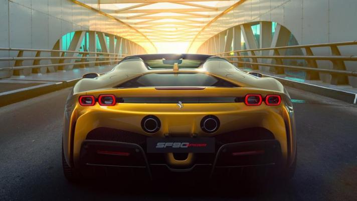 Il Direttore tecnico Ferrari racconta come nasce il progetto SF Spider, la supercar "open air" ibrida da 1.000 Cv che monta il V8 turbo da 780 Cv abbinato a tre motori elettrici da 220 Cv
