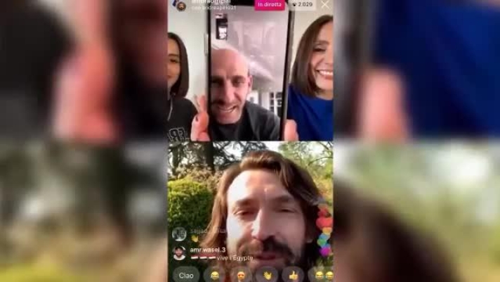 I due ex compagni di squadra nella Reggina hanno ricordato, in diretta Instagram con Ambra Angiolini, la stagione 1999/2000 giocata insieme. Davide Possanzini e Andrea Pirlo hanno aderito alla campagna "SOStieni Brescia” per sostenere le famiglie in difficoltà a causa dell'emergenza coronavirus.