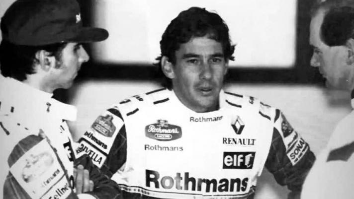 Ayrton Senna moriva 26 anni fa, il 1° maggio 1994 alla curva Tamburello del circuito di Imola, durante il Gran Premio di San Marino. Noi lo ricordiamo così...