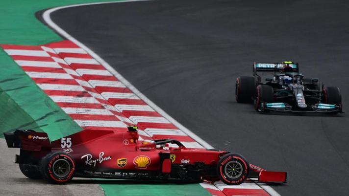 Dal paddock di Istanbul il commento dopo le qualifiche: Mercedes superiore alla concorrenza, per Verstappen una ghiotta chance ma a sorprendere è la Ferrari che può sognare addirittura la vittoria