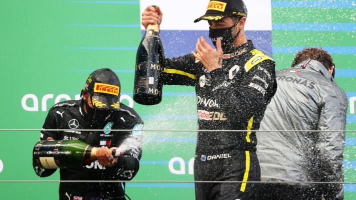 Il pilota della Mercedes ha raggiunto in vetta alla classifica dei piloti più vincenti di sempre l'ex ferrarista
