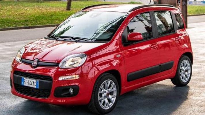 La Fiat Panda è sempre la preferita dagli italiani nei primi otto mesi del 2019
