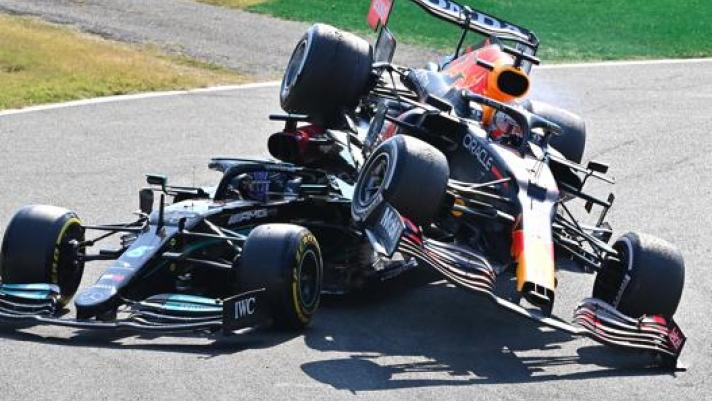 L’incidente Verstappen-Hamilton a Monza. Getty