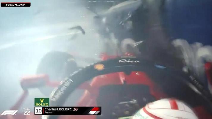 Lewis Hamilton si aggiudica entrambe le sessioni di prove libere del Gp dell'Arabia Saudita di Formula 1. Il pilota della Mercedes precede Max Verstappen nella prima sessione e il compagno di squadra Valtteri Bottas nella seconda. In quest'ultima, brutto incidente per il pilota della Ferrari, Charles Leclerc. Guarda gli highlights