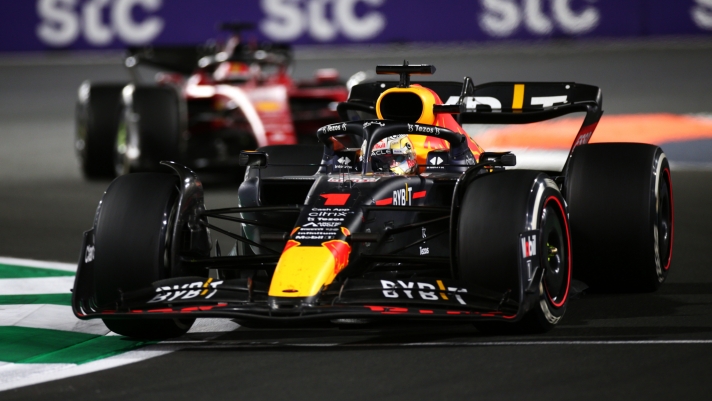 JEDDAH, SAUDI ARABIA - MARCH 27: Max Verstappen of the Netherlands driving the (1) Oracle Red Bull Racing RB18 leads Charles Leclerc of Monaco driving (16) the Ferrari F1-75 during the F1 Grand Prix of Saudi Arabia at the Jeddah Corniche Circuit on March 27, 2022 in Jeddah, Saudi Arabia. (Photo by Peter Fox/Getty Images)