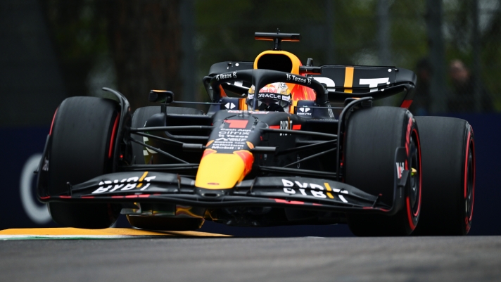 IMOLA, ITALY - APRIL 22: Max Verstappen of the Netherlands driving the (1) Oracle Red Bull Racing RB18 on track with his front right wheel in the air during qualifying ahead of the F1 Grand Prix of Emilia Romagna at Autodromo Enzo e Dino Ferrari on April 22, 2022 in Imola, Italy. (Photo by Clive Mason/Getty Images)