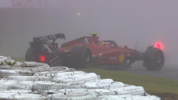 La Ferrari di Sainz dopo l'incidente a Suzuka