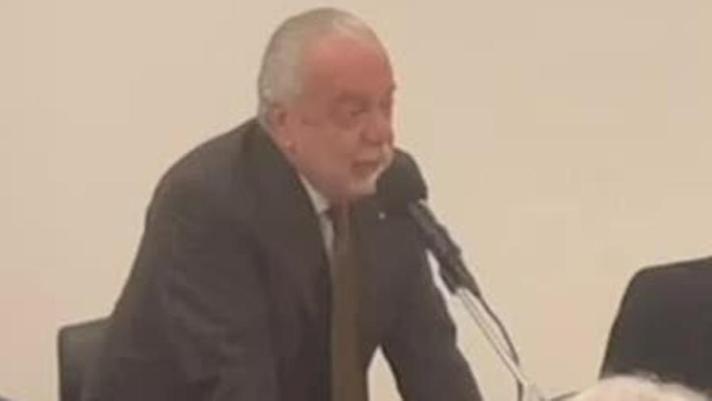 All'Università Vanvitelli il presidente Aurelio De Laurentiis parla di "riscatto del Sud". Guarda il video di Maurizio Nicita